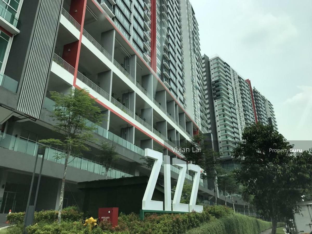 Zizz Homestay - The Pallet Home Petaling Jaya Exterior photo